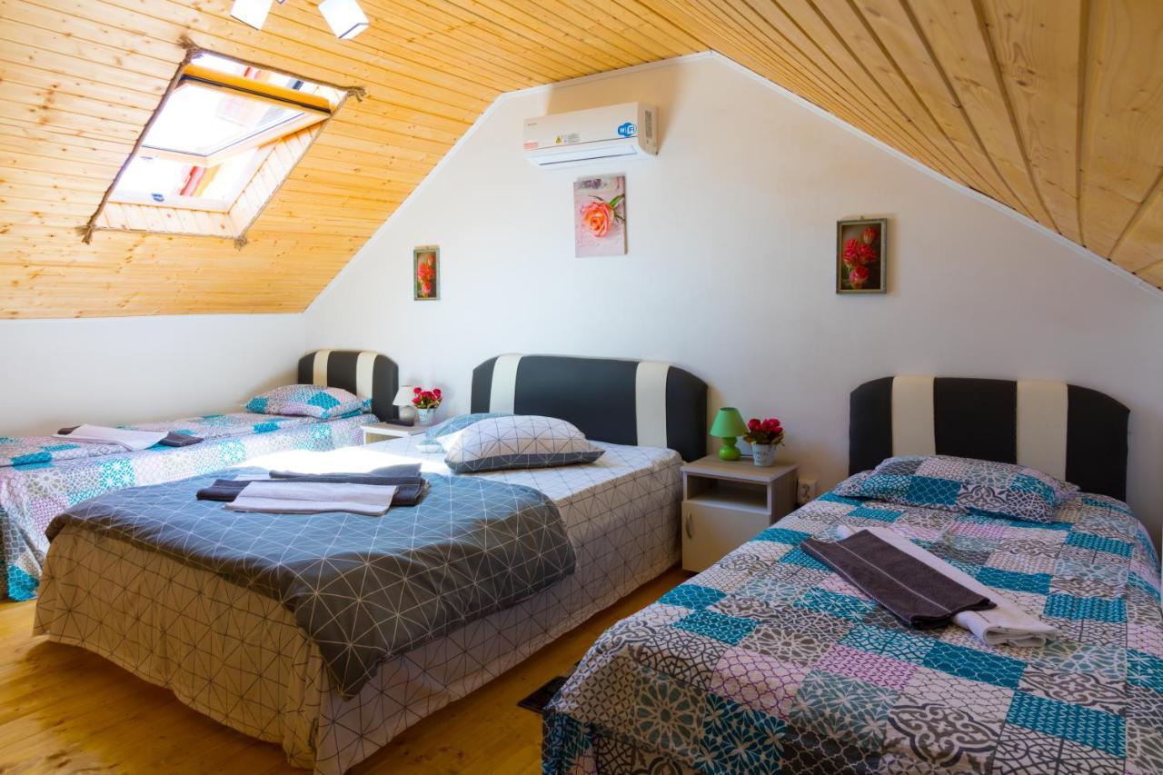 Casa De Vacanta Marya Baia de Fier Ngoại thất bức ảnh