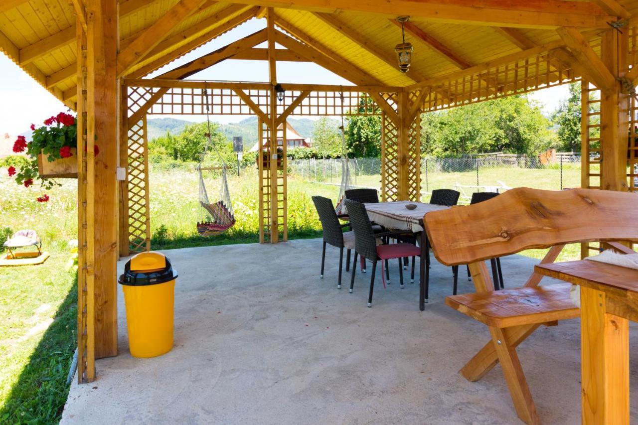 Casa De Vacanta Marya Baia de Fier Ngoại thất bức ảnh