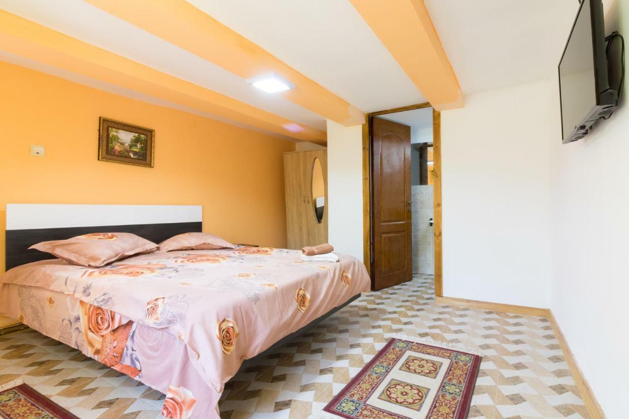 Casa De Vacanta Marya Baia de Fier Ngoại thất bức ảnh