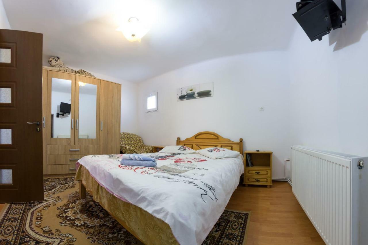 Casa De Vacanta Marya Baia de Fier Ngoại thất bức ảnh