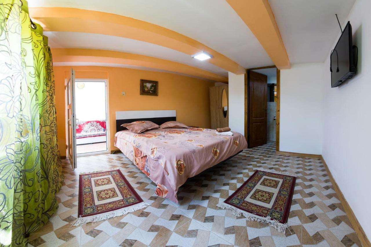 Casa De Vacanta Marya Baia de Fier Ngoại thất bức ảnh